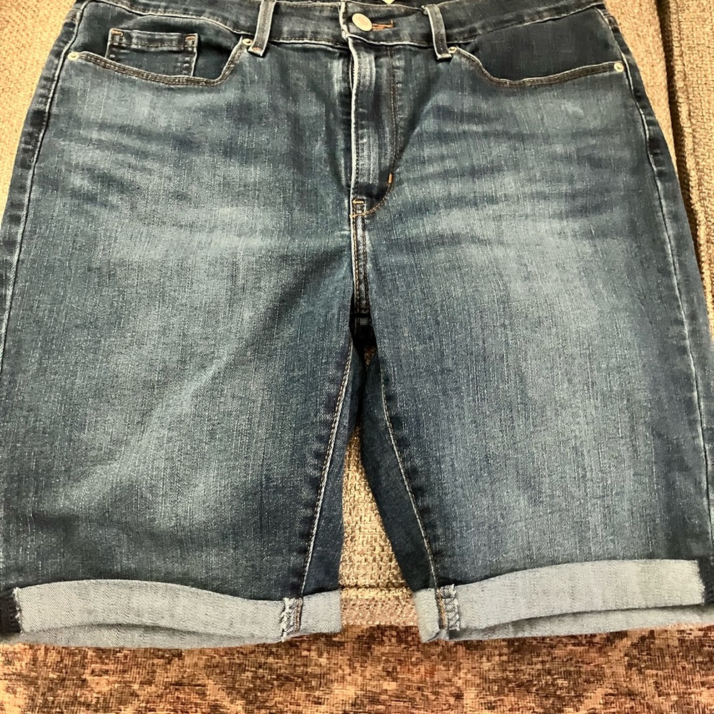 Signature by Levi’s Bermuda shorts